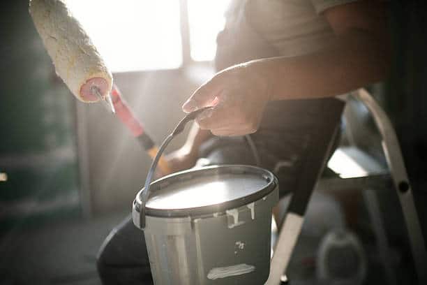 صباغ في دبى 